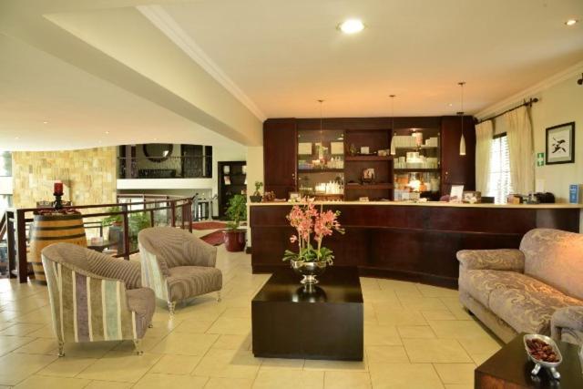 Glenburn Lodge & Spa Muldersdrift Esterno foto